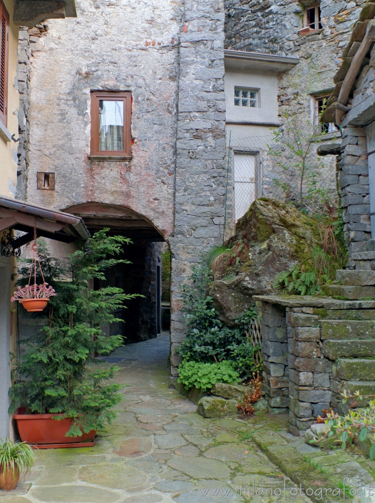 Rosazza (Biella, Italy) - Old houses